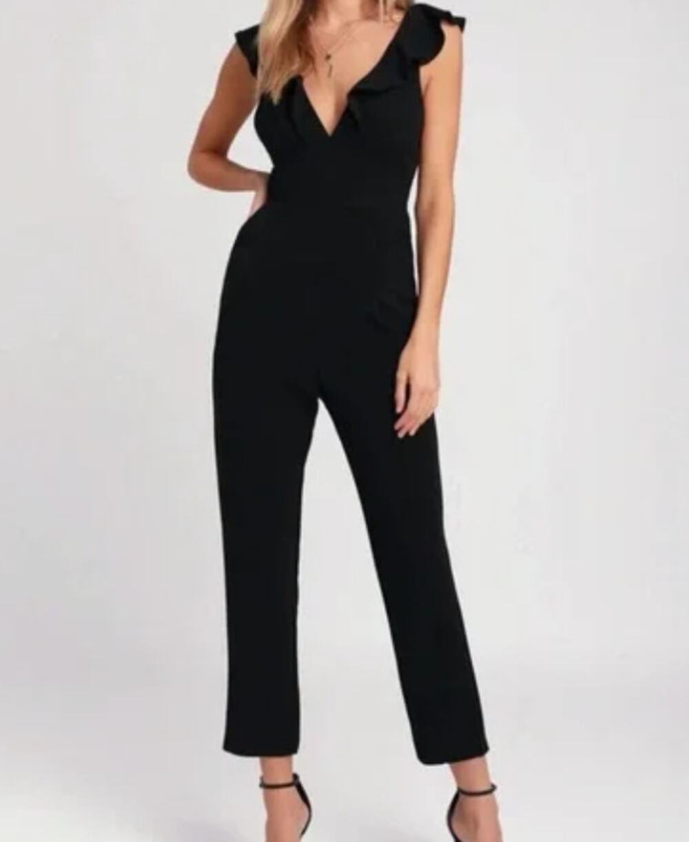 NWT Lulus Women's Deep V-Neck Leilani Ruffled Jumpsuit Sleeveless Black Size S